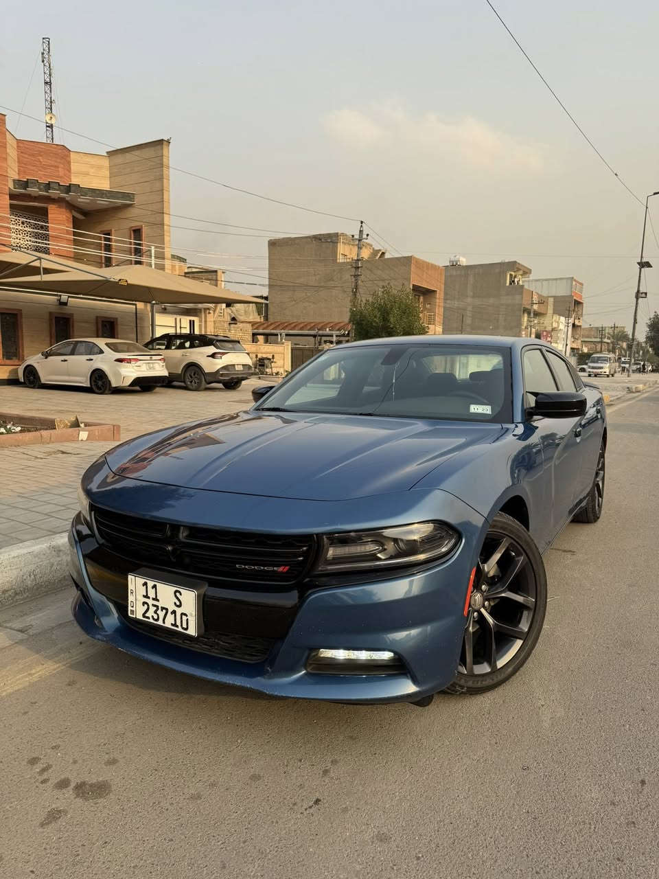 سلام عليكم
جارجر 2021  SXT 

لون جويتي 💙 

ماشيه 48 الف 

حادث كلش بسيط صبغ جاملغ ايمن بدون دواخل فقط و بدون ايرباك كله سليم 

السياره حلوه وخير من الله مابيه اي نقصر  جديده بمعنى الكلمة  

السعر 235 وبيها مجال 

العنوان / بغداد البنوك 

الهاتف : ***********
