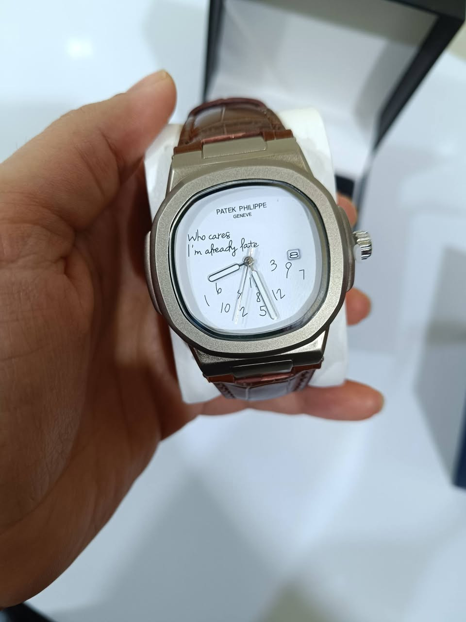 ساعه باتك فليب رجالي سير جلد جوزي عداد شهري ضد الماء كوالتي عالي جدا


**إذا كنت صاحب هذا الإعلان وتريد حذفه لأي سبب، رجاءا أرسل رسالة إلى الدعم الفني**