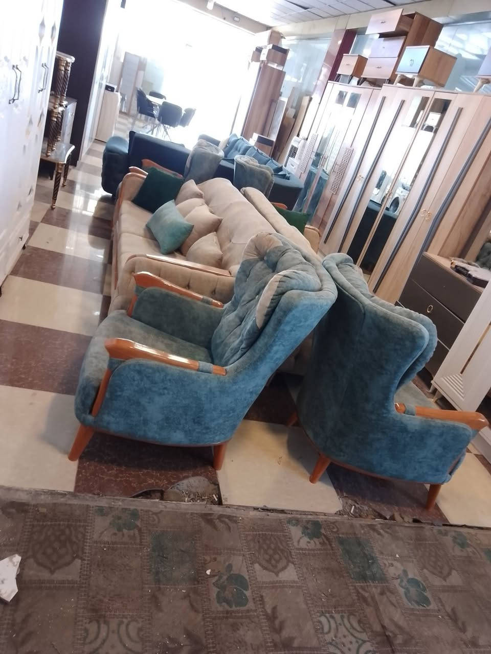 تخم تركي عشره نفر كلش نظيف الضهر قلاب يصير سرير
***********وات

***********
