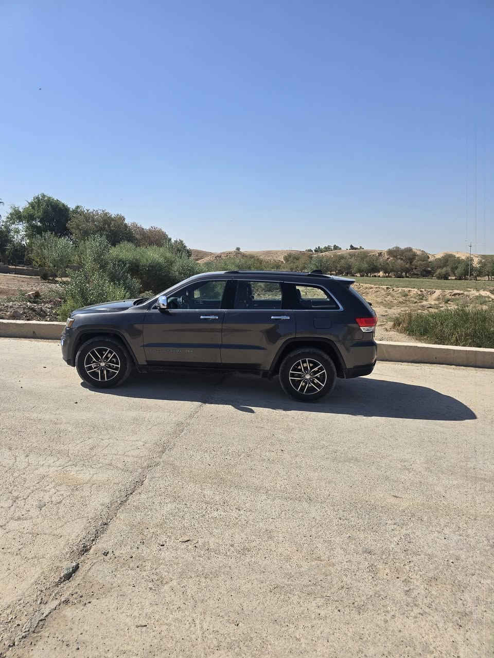 السعر 220
جيب كراند شيروكي موديل 2018
تلث قطع 3
للإستفسار ***********
