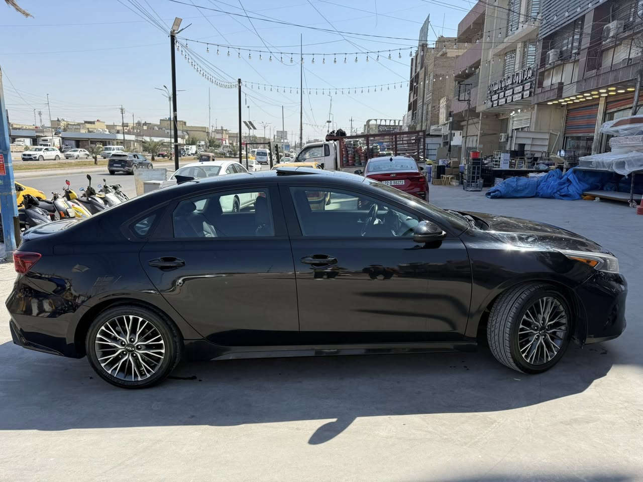 فورتي جي تي لاين للبيع
موديل 2023
 رقم بغداد بأسمي تحويل ثاني يوم 

وارد امريكي حادث قطعتين جاملغ وبنيد 
ايرباك سليم 

تبريد قطعتين
ماشيه 50 الف كيلو وليس ميل
فول 1/1
فتحه سقف 
بصمه 
شاشة كبيره كار بلي 
كامرا خلفيه 
كشنات جلد كهرباء 
كشنات تبريد تدفئه 
رادار امامي تفاعلي وخلفي وجانبي وقوف ذكي 
تحديد مسار 
قياده ذاتيه 
اوتو هولد 
هند بريك بصمه 
تحكم ستيرن فول 
شفتات بل ستيرن 
3 وضعيات قياده 
بكلايت لد 
لد بل ماصدات 
لد بل دعاميه 
ويل 17جبير كروم 
جنطه ذكيه 
شحن واير لس 
لد بل بيبان 
تشغيل عن بعد 

مكاني بغداد حي اؤر 
***********
