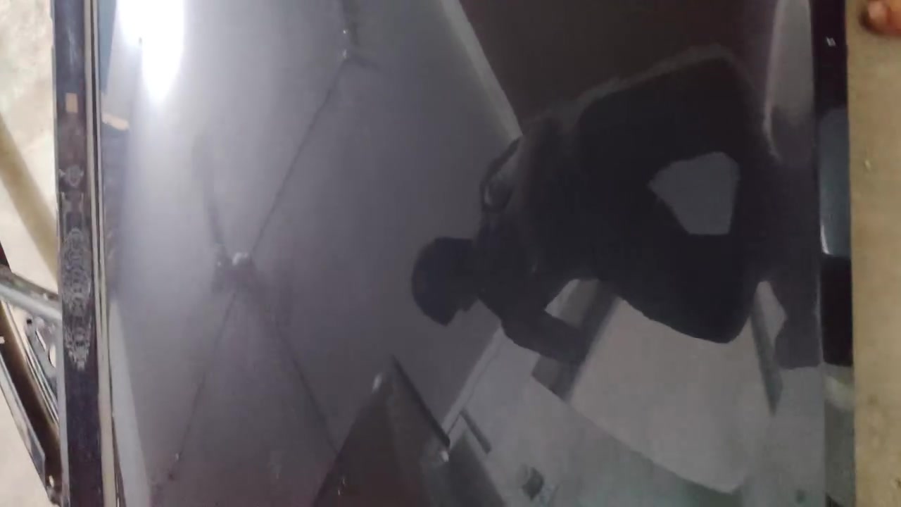 سلام عليكم باب اوباما جهة السايق بي طخه خفيفه بدون شخط حيل نظيف وارد أمريكي موديل 2018 السعر 400 لاستفسار خاص او واتساب ***********
