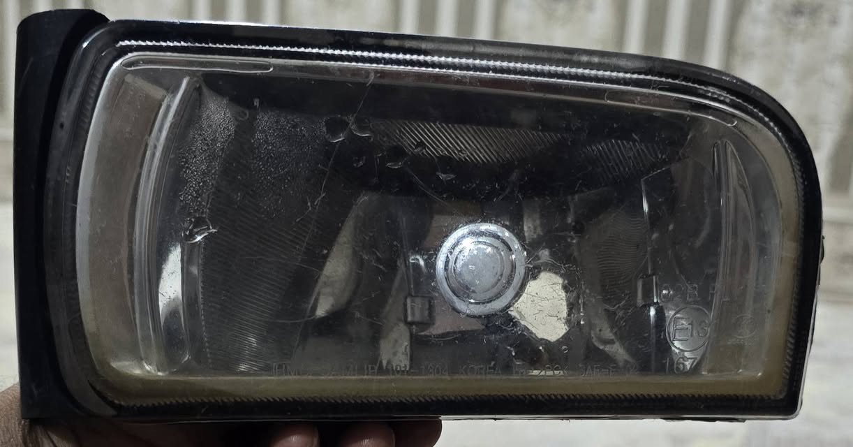 السلام عليكم  كشاف ازيرا للبيع الجهه اليسرى السعر ١٥ الف الاتصال *********** مكان بابل ناحية النيل على الخط السريع
