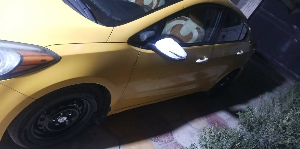 السلام عليكم كيا فورتي 2014. مكينه الفين دوش 
كير ومكينه وتبريد خير من الله حادث جاملغ خلفي 
السعر 100 وبيها مجال قليل ***********

