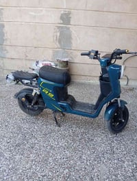 دراجة R9 • بطاريات جديدة • البلديات