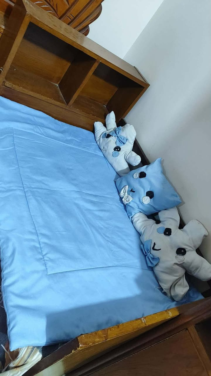 عربانه بلباكيت غير مستعمل 75
بايسكل ب45
سيارة  حجم كبير  25
غلاف تخم 15
جربايه حطاطة 75


**إذا كنت صاحب هذا الإعلان وتريد حذفه لأي سبب، رجاءا أرسل رسالة إلى الدعم الفني**