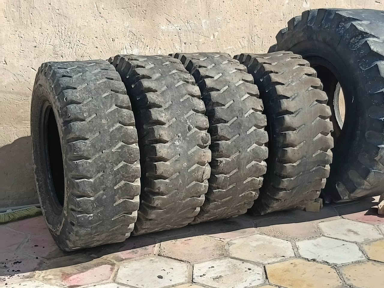 تخم تاير حجم 15 5 25 صناعتهن هندي ينشدن جوبلس نضاف الستفسار عله الرقم ***********📞***********
