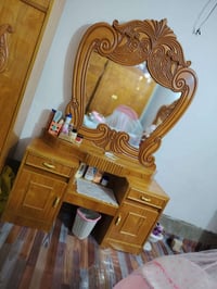 غرفة نوم مستعملة اخت الجديدة نضيفه واكو توصيل 07726018025