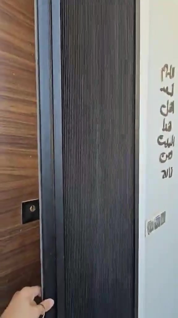 متوفر سكة ابواب لكافة القياسات مع النقل والشد

للاستفسار اكثر 

‭***********‬
