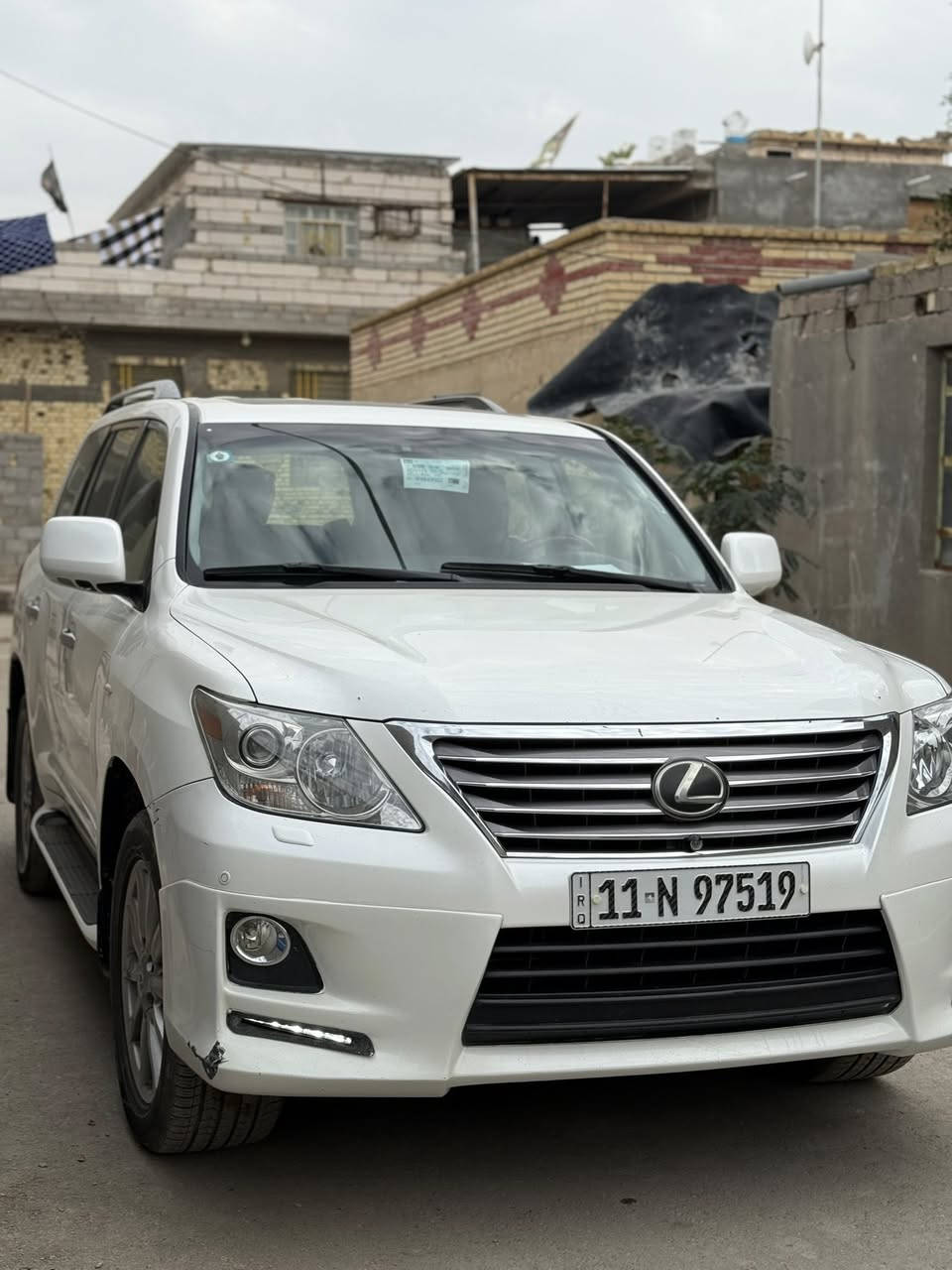 السلام عليكم
⸻

🖤🚘 لكزس 2011  🚘🖤

▪️ كفالة عامة
▪️ مكينة وكير مكفولين بالكامل
▪️ الممشى: 114 ألف كم حقيقي
▪️ وارد خليجي
▪️ سيارة نظيفة جدًا

📞 للاستفسار:
0771 613 8492
0781 565 4100
