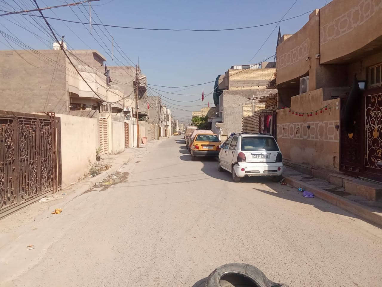 قطعة أرض للبيع . المساحة 140 متر الواجه ثمانية الا ربع النزال 18٫500 في الزعفرانية منطقة الوليد صرف زراعي سند 25 السعر 145 و بي مجال للاتصال ***********
