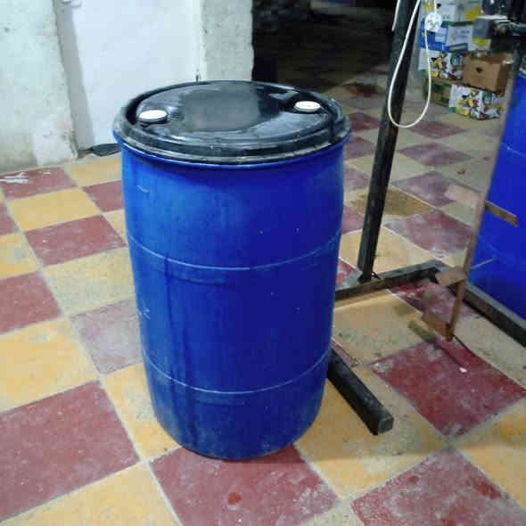 السلام عليكم مكينه زياهي للبيع مع براميل عدد 3 السعر 500 وبيه مجال العنوان حله للاستفسار ***********
