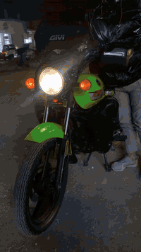 سلام عليكم 
دراجة دايون نفخ موديل ٢٠٢٥. كفاله عامة كل نقص ما بيها ومزود عليها بهواي شغلات الجنايه عمي لا تفوتوها شخط ما بيها ودراجة اقتصادية معنى الكلمة 

السعر 1500. 
 الشراي يتصل وبي خير ويدلل 

***********
