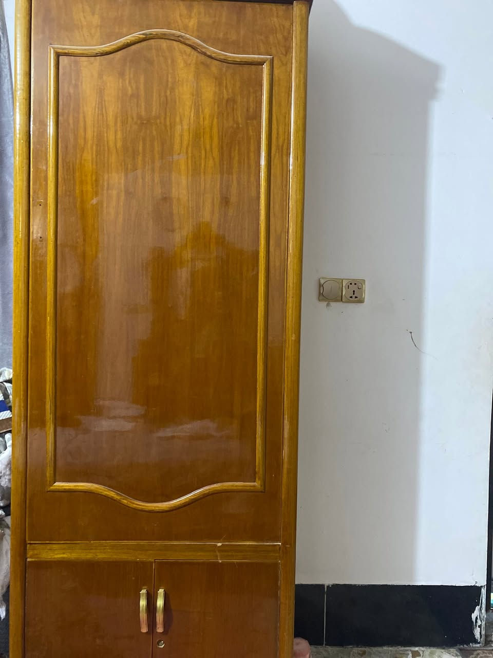 غرفة صاج حطاطة 
السعر 1100 مليون ومائة  وبيهة مجال 
للاستفسار ‭***********‬
