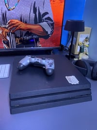 بلي4 برو نظيف واحد تيرا سعر 290  استفسار واتساب 07709777155