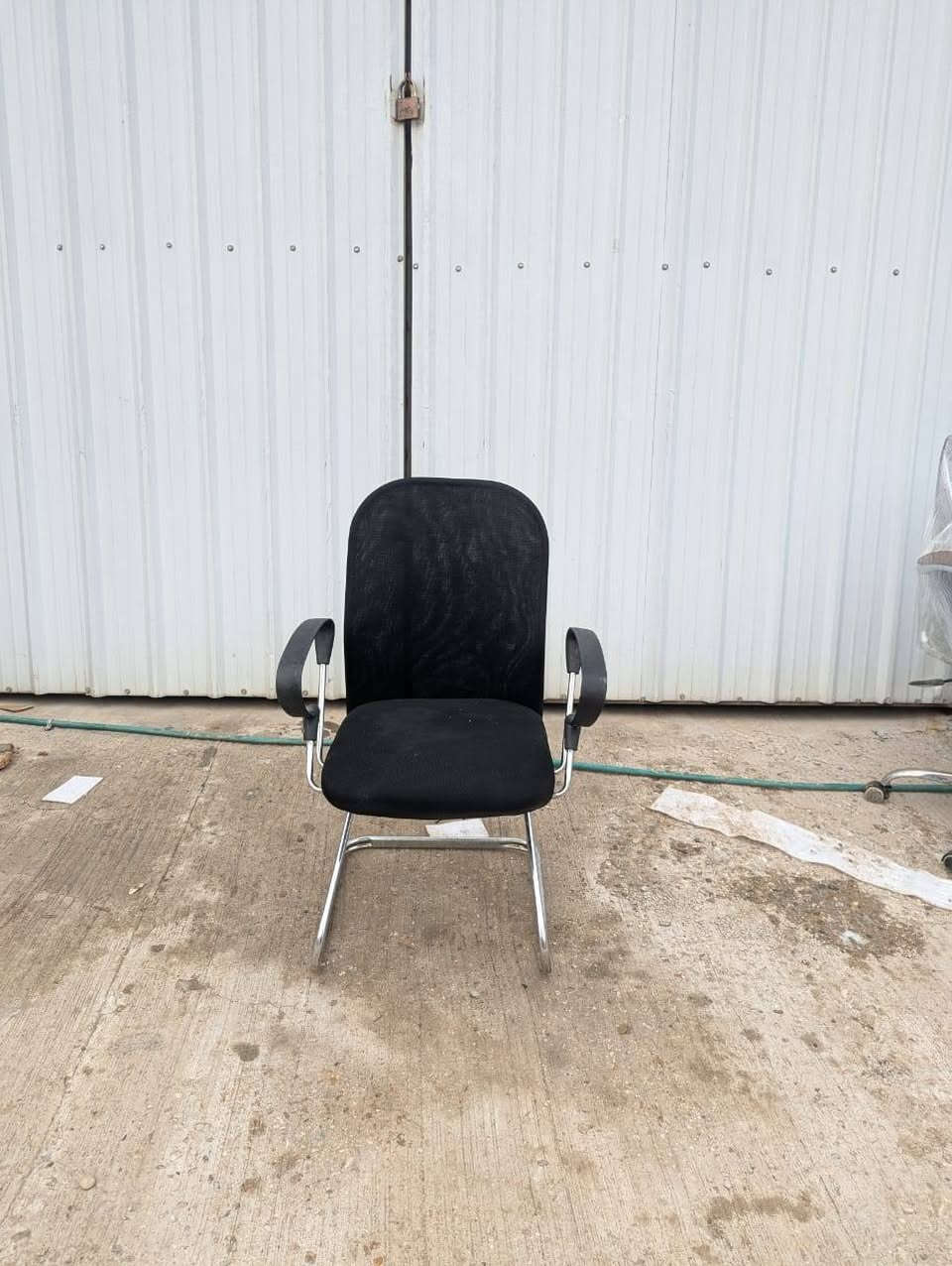 كراسي باله اوربية مكتبيه
جملة ومفرد اعداد مفتوحه
بسعار مناسبة جدا 
نضافة 95 
مكان بغداد حي اور  
يوجد توصيل داخل بغداد 
***********
