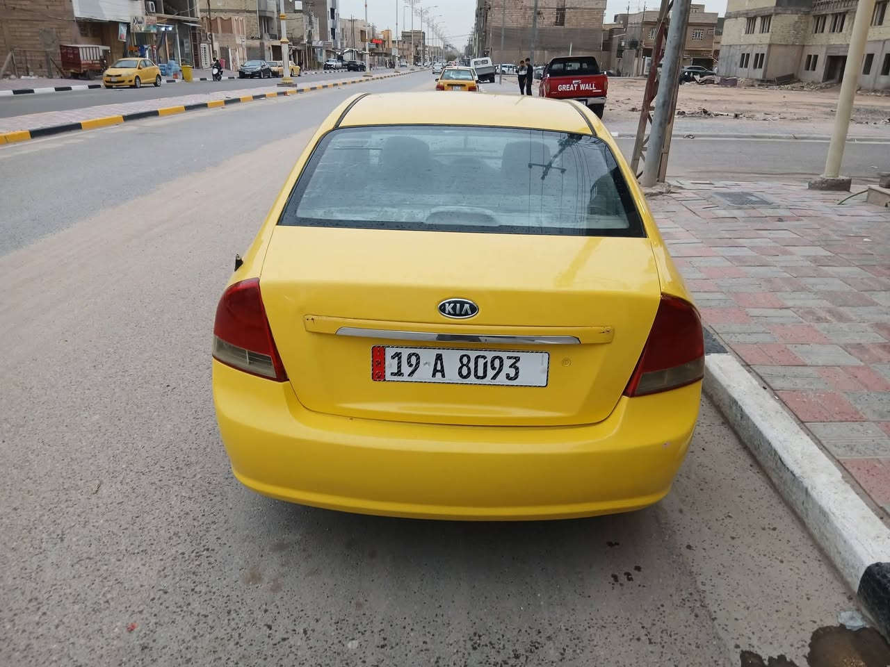 للبيع كيا سبكترا ٢٠٠٨ رقم كربلاء انكليزي مصفره هيئه محرك ٢٠٠٠ الكير والمحرك جيد جدأ تبريد شغال السعر ٧٨ورقه وبيها مجال الاتصال ***********
