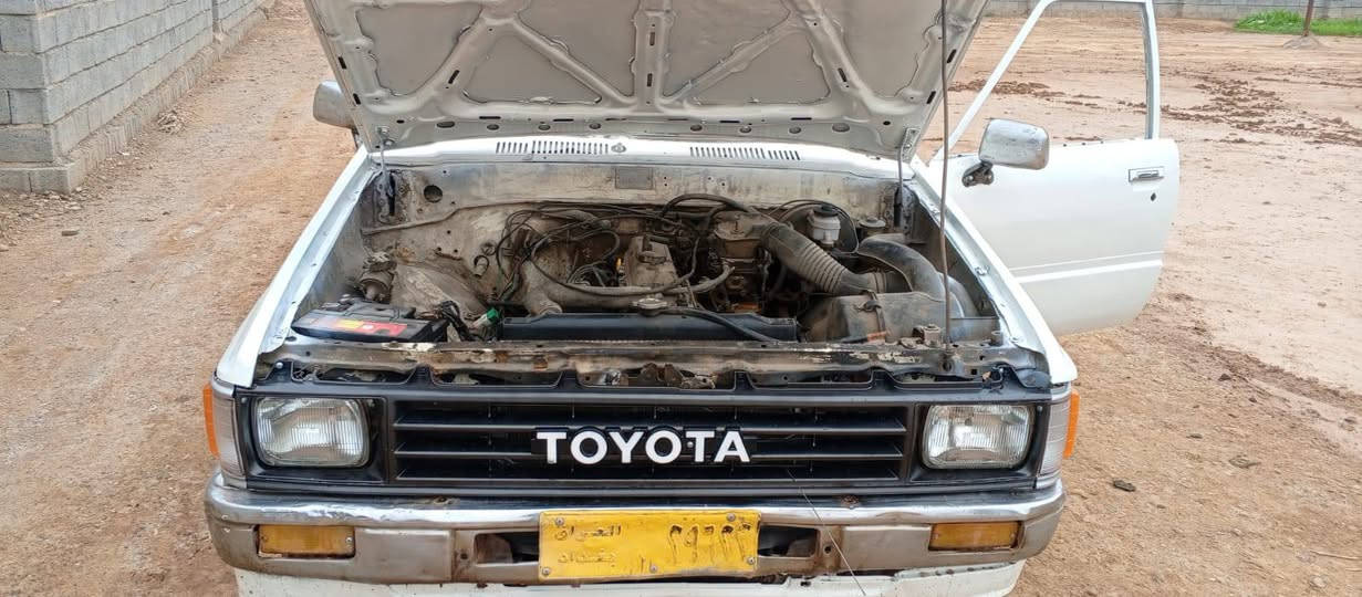 بيكم 87 للبيع رقم بغداد سنويه صاقطه قديم بيها وكاله عامه كيرخمس نمر محرك والكسل شرط   صبغ درجه اولى المكان ديالى ناحيت العضيم السعر 25 وبيها مجال ***********
