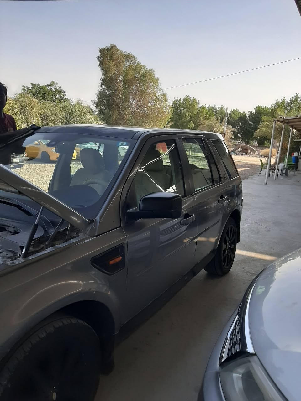 لاند روفر مديل 2008لون فيلي داخل بيجي بصمة دبل فتحة رقم بغداد مكينة أفيلون ٦سلندر سيارة تخبل للبيع او مراوس شعدك أعرض اتصال عل رقم ***********
