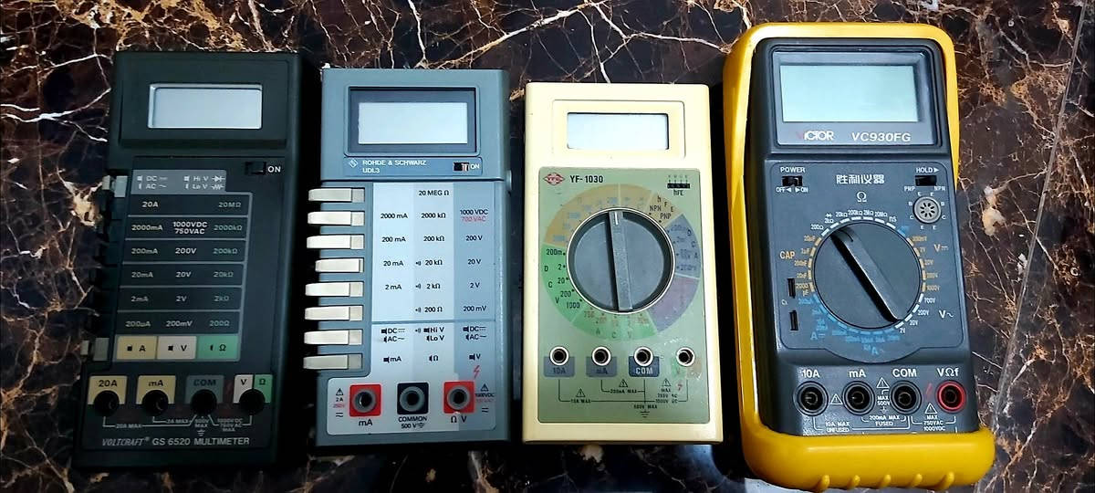 للبيع اجهزة ملتيميتر اصليه للمزيد من التفاصيل والصور اتصل او راسل واتساب ***********
