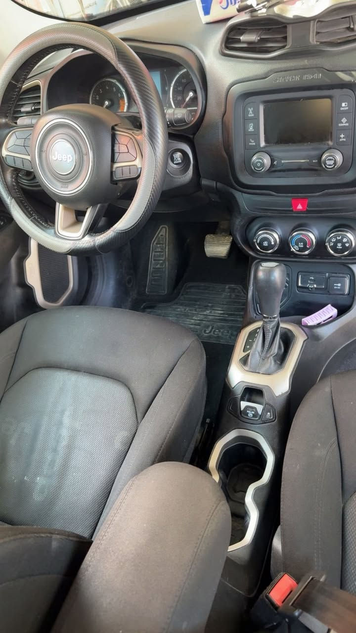 سلام عليكم
كومبارس ٢٠١٧

2ويل /سبورت 

مكينة/٢٤٠٠/المرغوب

حادث موضح بالصور 

السياره ليبل واحد مابيه تبديل 

فقط صبغ 

تخم تاير وباتري جدد وحداده جديده 

شاشه بلاديه

سونار ماعندي بيه 

الشراي يجي يفحص سونار او غيره براحته

السياره رقم أربيل بسمنا

سياره جاهزه 

سعره/١٠٥بيه مجال 

مكان بغداد حي الخضراء
***********
