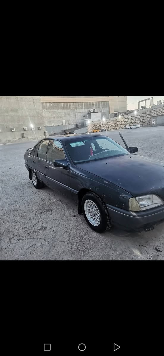 سلام عليكم اخوان اوميگا للبيع موديل 1990 محرك 20 مرغوب كير محرك كهربائيات شرط تبريد شغال سنويه نهايه 27 صاحبه موجود و وكيل موجود رقم صلاح الدين تحويل فقط سياره جاهزه تايراته حلوات صدرها حلو شويه يرادله دبلات شرط سياره اطلع بيها محافضات وعندي تصوير جاهزه من كل نواحي فقط كشر شويه يرادله فقط صبغ خياسات ما بي قواعد دبلات ما بي شي سياره كامله مكانها كركوك رقمي *********** سعر 28 وبي مجال اقره تفاصيل كامله واتصل وتدلل
