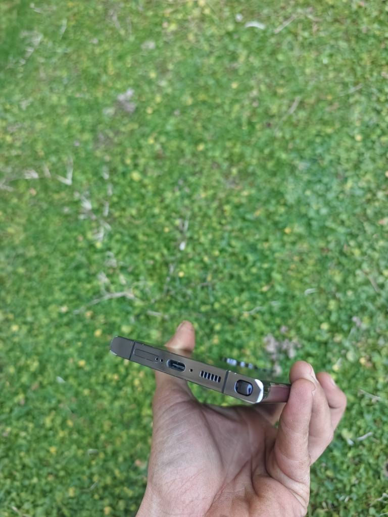 Samsung s23 ultra
ram12
256gb
2sim
نه كراوه ته وه هه وا نادات
هيج كيشيه كي نييه
ريژي خاويني %92
نرخي 635 هه زار و مجاليكي كم
گه ياندن هه ييه أربيل, العراق


**إذا كنت صاحب هذا الإعلان وتريد حذفه لأي سبب، رجاءا أرسل رسالة إلى الدعم الفني**