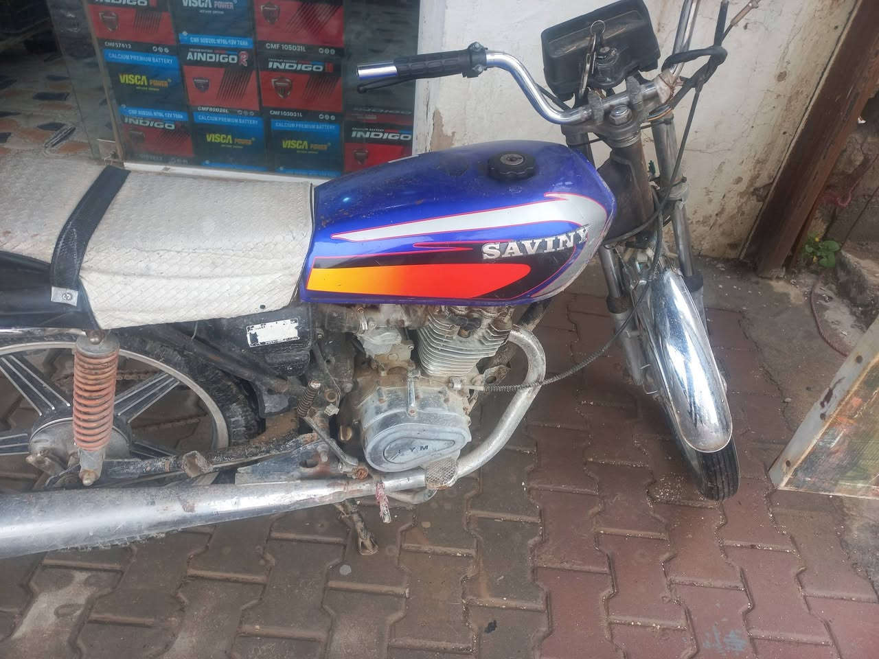 ماطور سيفان ايراني 
شغال هندر ٥ كير المحرك مبدل بيه ولفات ( المحرك نشط )
يحتاج ربط كهربائيات 
سعره ٢٥٠ 
مكاني الخالديه قرب مستشفى الرشيد


**إذا كنت صاحب هذا الإعلان وتريد حذفه لأي سبب، رجاءا أرسل رسالة إلى الدعم الفني**