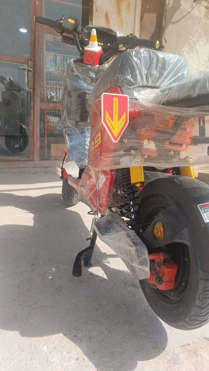 دراجه شحن للبيع العنوان البصره شط العرب السعر 560 وبيها مجال كلش قليل***********
