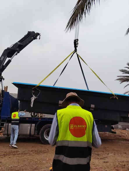 تنصيب مسبح نظام (سكيمر) مع جاكوزي نظام (اوفر فلو) لأحد الزبائن في محافضة كربلاء
شكرا للكوادر المتخصصة في هاذا المجال

# لاول_مرة_في_العراق🏊🏻‍♂️🌊 🫧

الوكيل الحصري الوحيد في العراق لشركة "شانپول" التركية للفايبر گلاس الحاصله على شهادات عالمية 🔥 
*مسابح الفايبر كلاس الجاهزة مواصفات افضل من الكونكريت و 2يوم يتنصب بمنزلك مسبح فول مواصفات

ميزات المسبح🌊
⭐️ ضمان عشر سنوات حتى تأمن
⭐️ ميتأثر لا بالحرارة و لا بالبرودة
⭐️ ضد الكسر
⭐️ اللون ابد ميتغير من نفس المادة المصنعة
⭐️ لا توجد مشاكل مثل الحجر الجيري او الطحالب و لا تحتاج الى صيانة موسمية
 ⭐️ يسمح بالتركيب بطريقتين فوق الارض و تحت الارض 
⭐️ مدة التنفيذ 2يوم
⭐️ اقل تكلفة من المسابح الكونكريت و تنصيبه اسرع من السريع ⚡️ 
⭐️ يمتاز بعدم تسريبه المياه الى أسس البيت بعكس المسابح الكونكريتية ( لانه احادي الكتلة ام معياري) 

مواصفات مسابحنا🏊🏻‍♂️
⭐️ اغلب القياسات موجودة من نظامين "السكيمر "
و الاوفر فلو(الفائض)

مكونات المسبح 💧 
⭐️ نظام فلترة ,مضخة,تأسيسات داخلية للمنظومة و المسبح,نوزلات,سكيمر او اوڤر فلو,هيتر تسخين,شلالات, بلوجكترات,خط مكنسة بالاضافة لدائرة كهربائية تتحكم بالمسبح لاطفائه و تشغيله  آلياً عن طريق تايمرات
يعني فول مواصفات💪🏻
⭐️ سُمك الفايبر  1سانتيم حقيقي

للاستفسار اكثر اتصل 📞 عل الارقام او مراسلة على الواتس آب 
***********
***********
