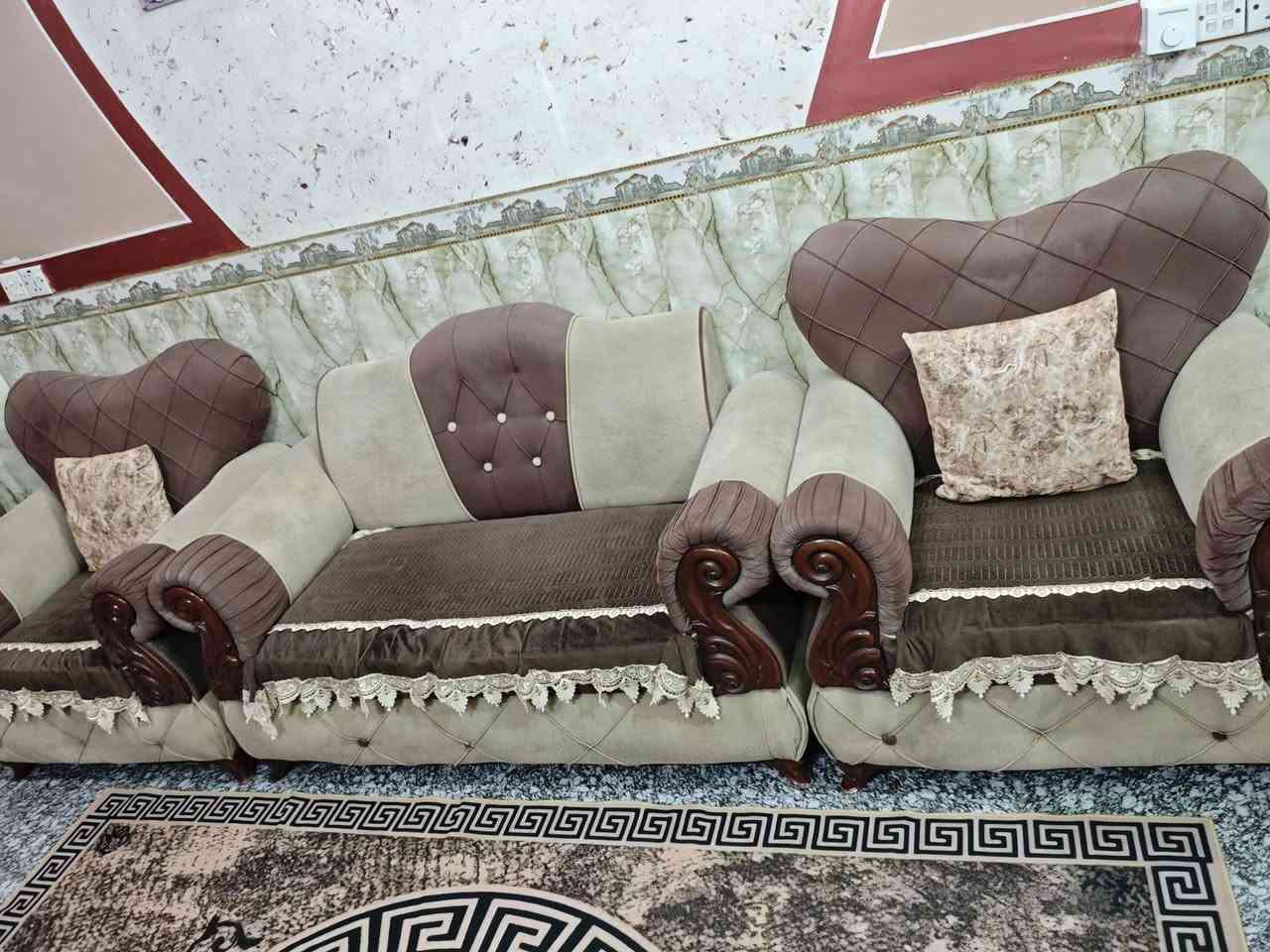 السلام عليكم تخم عشر مقاعد السعر 275الف وبي مجال مكاني العبيدي خلف البنزين خانه الي صايره مقابيل جامع العبيدي ***********
