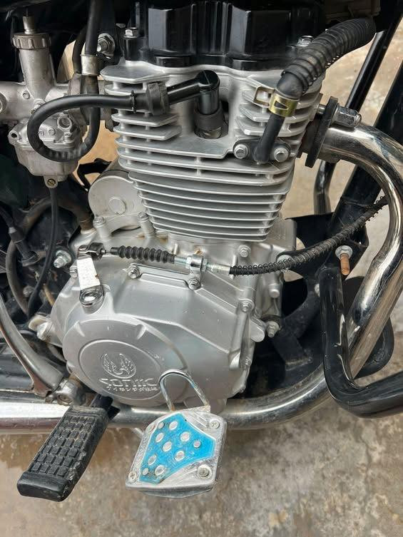 سلام عليكم دراجه للبيع٢٤
محرك ٢٠٠
مكفوله من اي نقص
سعر ٦٥٠وبيهة مجال 
مكان كنعان
***********
