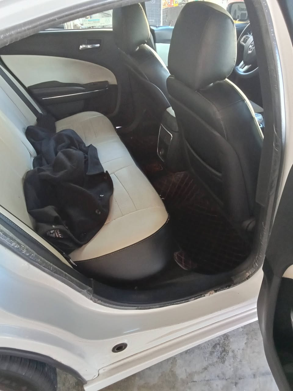 جارجر موديل 2012 كفاله مكاني الناصريه المركز ***********
