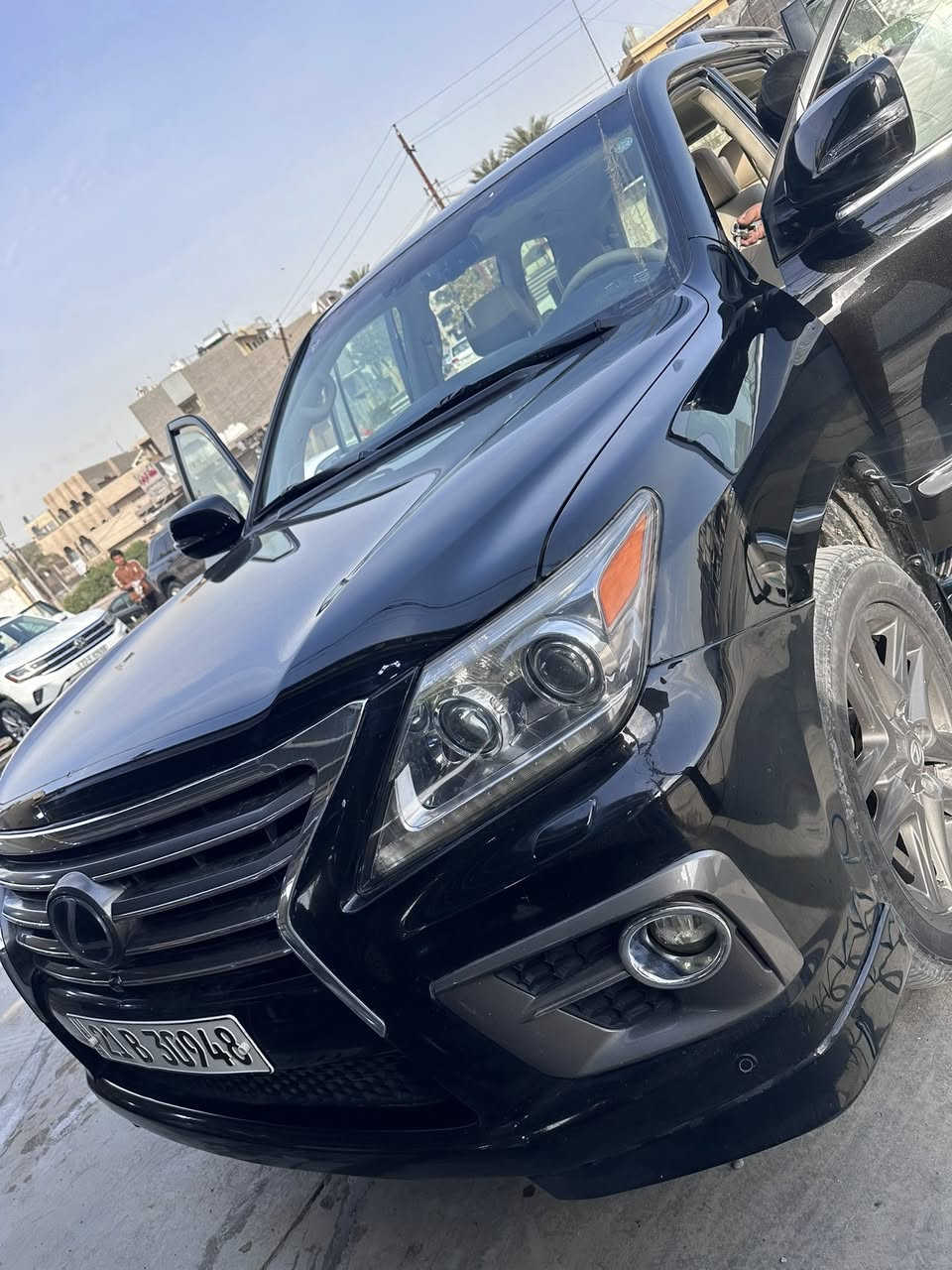 للبيع لكزز اف سبورت مديل 13 ماشيه 150 حقيقي سياره بيه اربع اصابع صبغ والسونار معروض ***********
