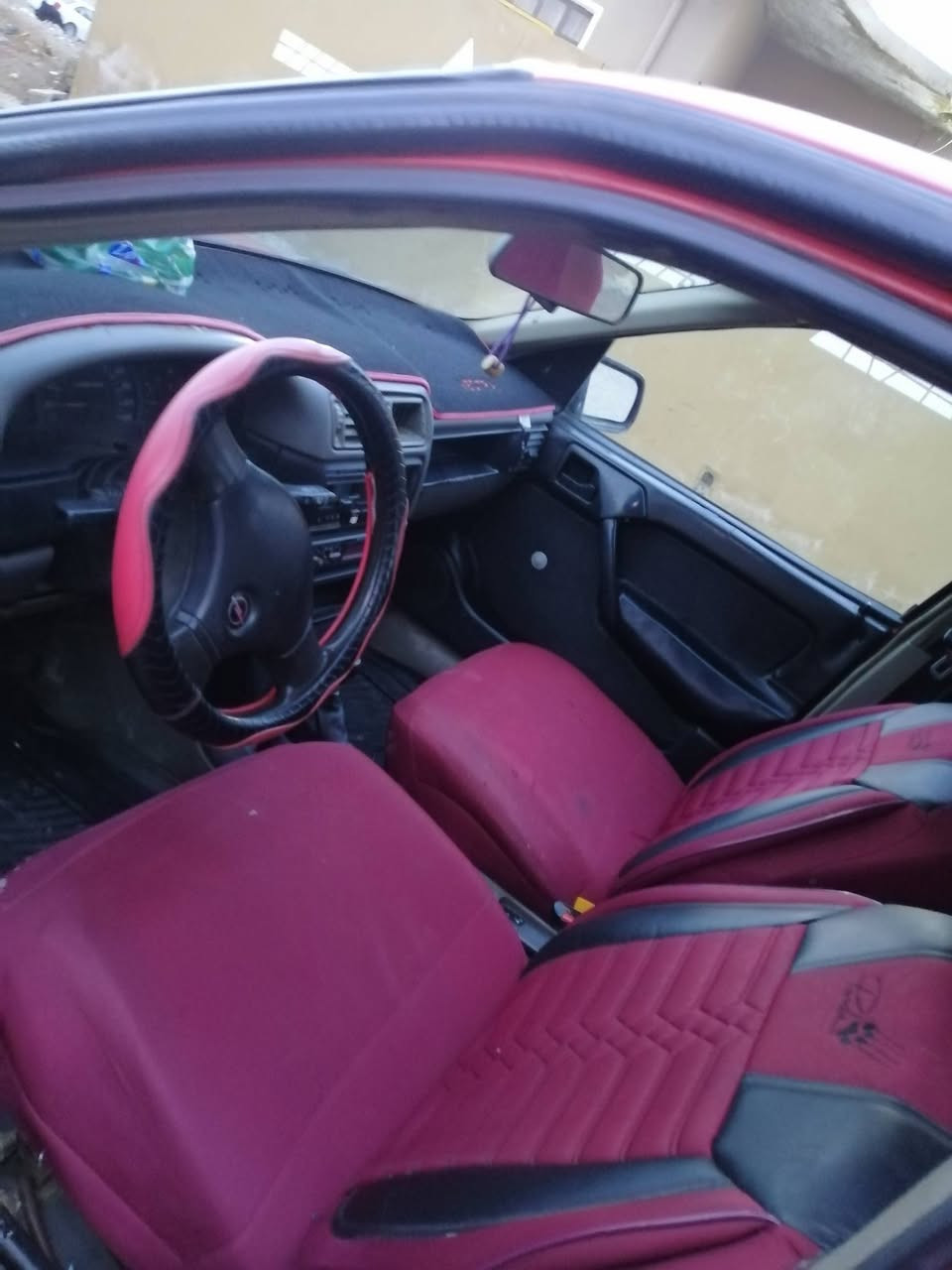 سلام عليكم يوجد اوبل فكترا للبيع حجم 20سياره نضيف صبغ فقط دوسه ودواير محرك فقط صرف كير شرط كابون بيهاا سنويه لل 28 شرط التحويل السعر 35 ويرهم مرواس وياا فكترا رقم الهاتف /***********
