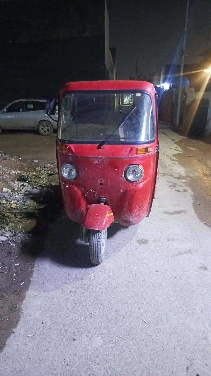 سلام عليكم تكتك للبيع اوراق بيه نقص ورقه اتكفل بيه حلال وحرام وياك للرقم مكاني بغداد جسر ديالى ***********
