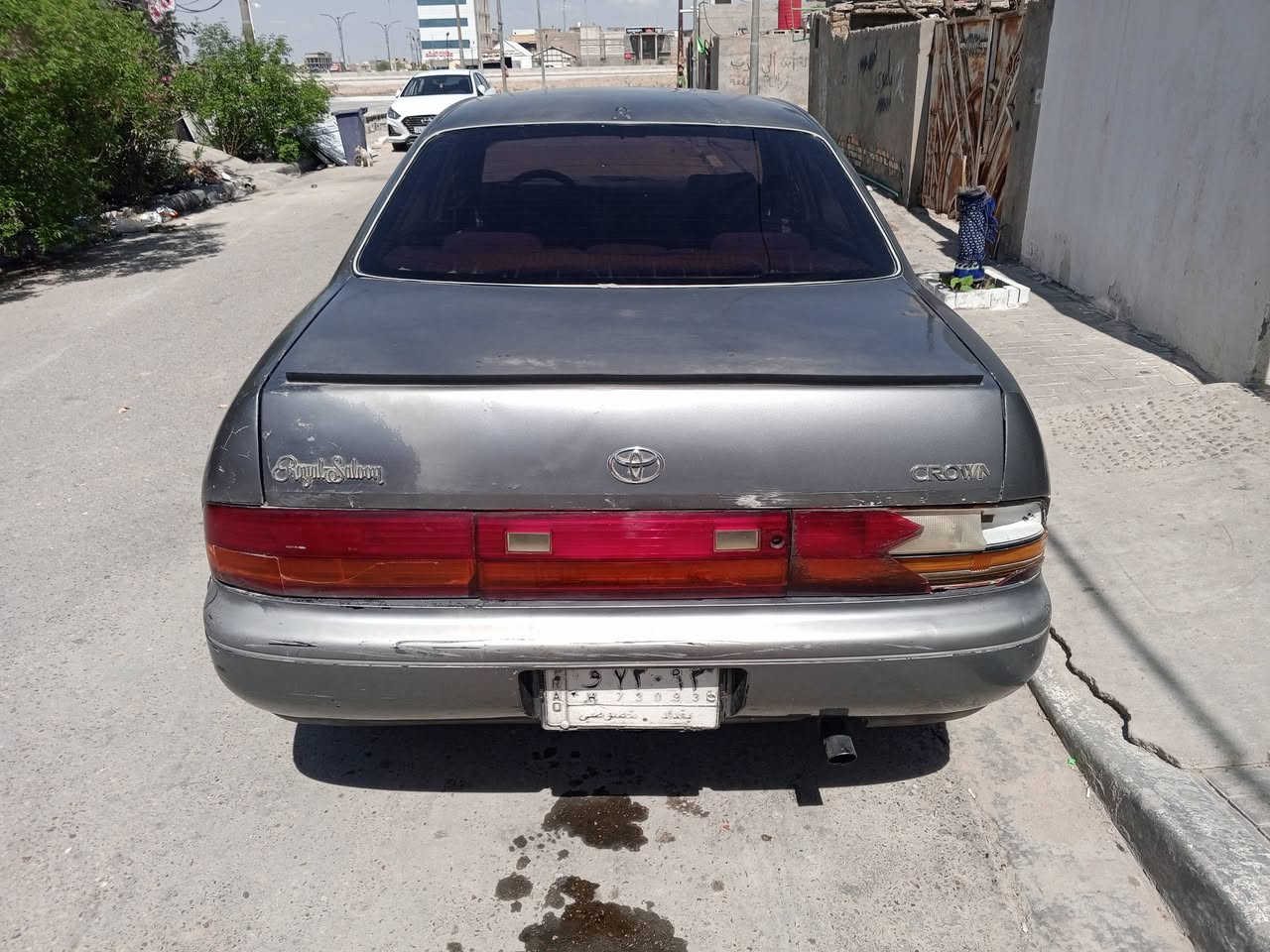 سلام عليكم بطه متصل للبيع فقط سياره حلوه مكينه وكير بلكارتون حداديه جديده تخم تاير جديد وقم بغداد راعيها موجود بل بصره مشروع وطني كفاله من كص ونقل وصوليات سياره عوزها ترتيب بصيط مكاني بصره حيانيه***********
