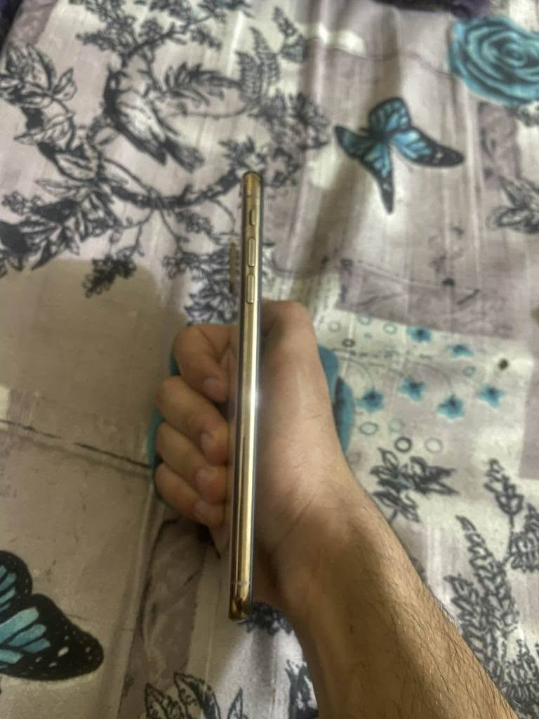 السلام عليكم
اكس ماكس
لون ذهبي
ذاكرته 256
 مبدل بطارية ولباقي كله بلادي
وبي فطر بلضهر وممأثر
لجهاز نضيف وفول
مكاني تكريت القادسية
*********** تكريت, صلاح الدين
