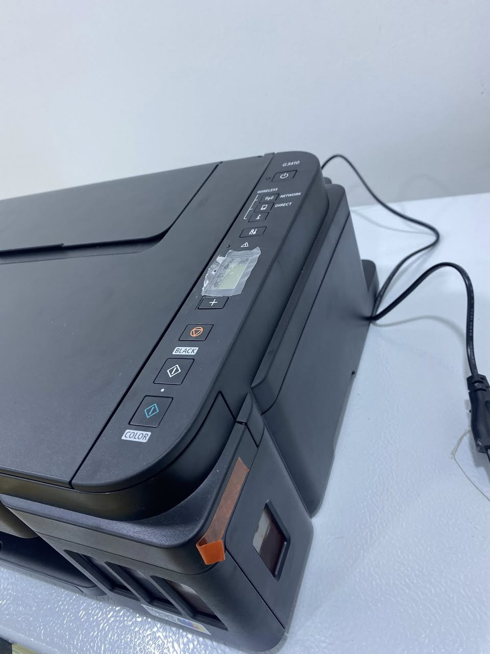 للبيع طابعة كانون G3410 استعمال قليل جدآ كاملة 
وبأحبار الشركة كارتونها وغراضها كاملة العنوان موصل متوفر 
توصيل ***********
