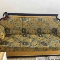 كنبة • حط سعرك