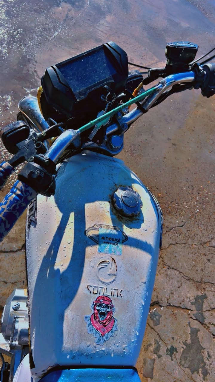 السلام عليكم
دراجه للبيع 
موديل 23 
محرك وكير شرط 
باتري جديد كلجات جدد دبلات جدد دراجه مامتعوبه ونضيفه وكلشي بيها شرط وشغال 
السعر 600 وبيها مجال قليل للشراي 
العنوان/بيجي / الحجاج
***********
وحياكم الله
