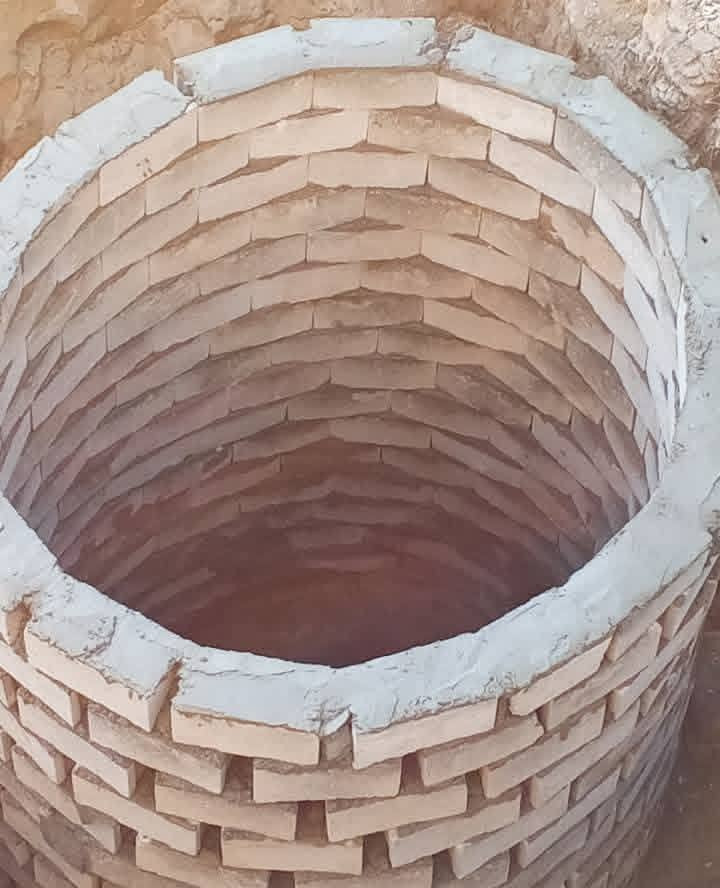 كادر حفر منهولات دائري ومربع
في العلم والعالي والخرجه والدبسه
وحسب القياسات
مترين ونص مترين متر ونص متر
وكذالك يوجد كادر تصريف مياه الأمطار مياه الشارع 
يوجد كادر تصفير بيوت مع الحدل والصب
ويوجد كادر تفليش صب بيوت ارضيات وجدران
ويوجد كادر
 صبغ أبواب وشبابيك

***********
***********
