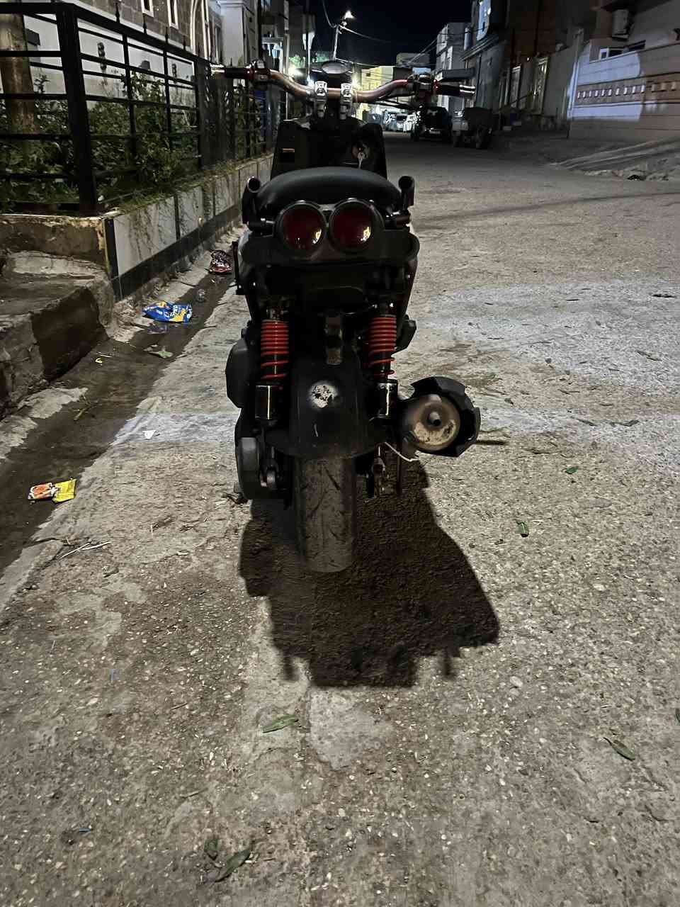 سلام عليكم دراجه سكنس جبلي للبيع دراجه نضيفه مكفوله كفاله عامه مكينه خرسه نكره بأي وقت مكان بعقويه قرب سجن الاصلاحي 
السعر 900بيها مجال 
الرقم :***********
