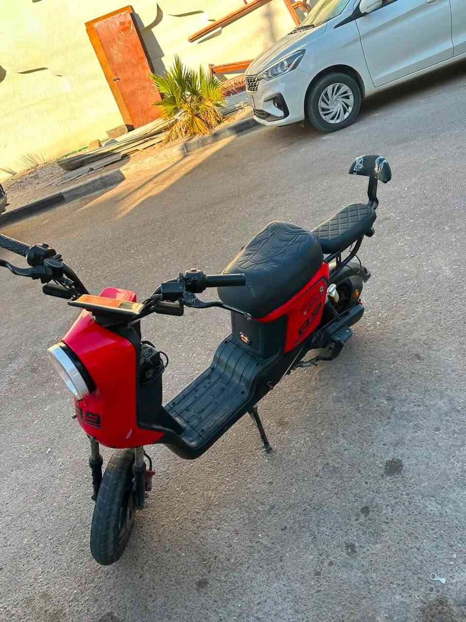 دراجه R9 للبيع بطاريات 16  جدد قبل يومين شديتهن عقل رياضي دراجه حلوه وما بيه عيب  

سعر 350 وبيه مجال حك جيه 

*********** مراسله واتساب
