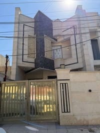 للايجار في السيديه دار سكن 150 متر موقع مميز   يحتوي على :.   5 غرف نو...