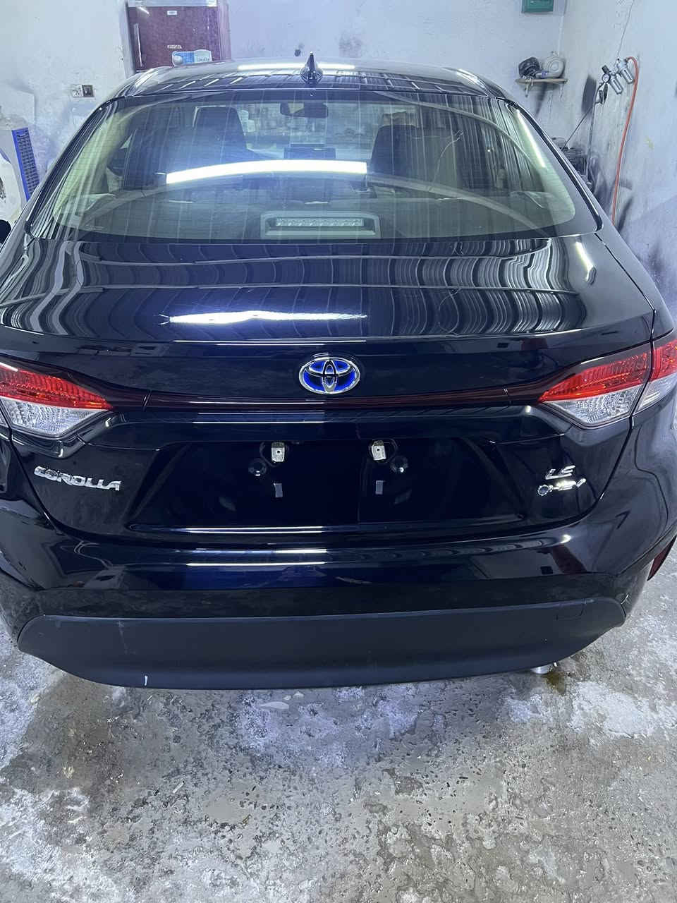 كورله موديل ٢٠٢٥ وارد امريكي هايبرد  سياره جديده حيل 
حادثه موضح بل صور صبغ باب او نص او بارد جاملق امامي 
مواصفات فور. ويل 
كامره 
لايت زنون 
كار بلي 
داخل بيجي 
رادار امامي 
السعر ١٦٥  ورقه 
العنوان بغداد تقاطع درويش المعالف 
***********
