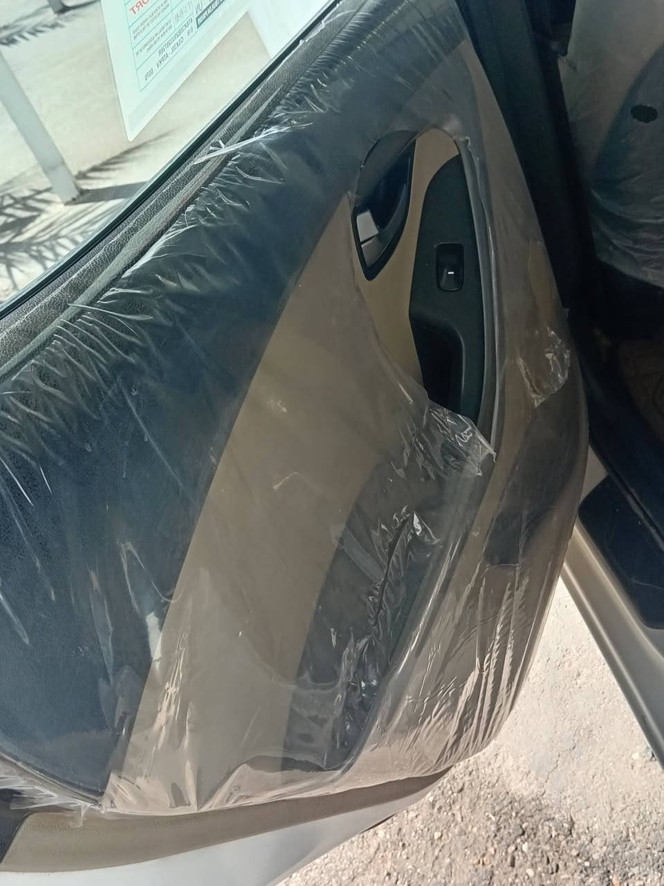 بشرط سعر مناسب
لنتراء موديل ٢٠١٥ خليجية رقم بغداد الدولي تحويل مباشر كفاله عامه بيها بردات كلش خفيفه مثل ماموضح مكينه ١٨٠٠ دوش المرغوب سنويه ٢٠٣٠ هزه جديده كير مكينه حداديه تبريد ثلج شرط الفحص تخم تاير منضومه زنون اشاير بالمري خمسه ويل كب
قطعتين تبريد مال جنايه
السعر مناسب جدا 
مكاني بابل مشروع المسيب
***********
