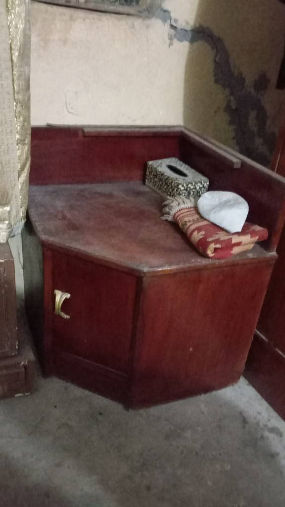 سلام عليكم 
غرفة صاج طابق واحد مع ٤ قطع 
مستعمل السعر ٢٨٠ بيها مجال الشراي خاص


**إذا كنت صاحب هذا الإعلان وتريد حذفه لأي سبب، رجاءا أرسل رسالة إلى الدعم الفني**