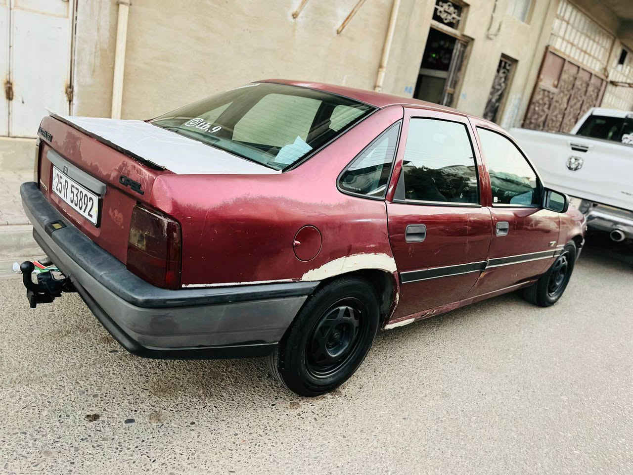 اوبل فكترا للبيع موديل 1992 رقم سنويه جديد بسمي دفتر بانزين سيارا كله ع بلاد تخم تايرات جديد سعر 34$ وبي مجال 
رقم الهاتف : ***********
*********** وتساب كركوك, العراق
