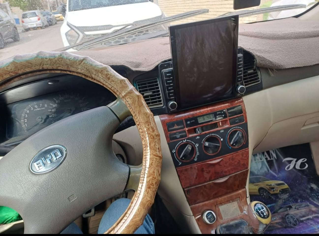 سيارة BYD 2010
محرك وكير بحالة جيدة
العنبار والباتري تبديل جديد
الكهربائيات ومنضومة التبريد شغالة كلها
رقم وطني بغداد هزة جديدة قبل كم شهر
السيارة جاهزة بدون نقوصات
المكان بغداد قرب العيادة الشعبية في صليخ
السعر 47 ورقة بيها مجال بسيط
الاتصال على الرقم ***********
